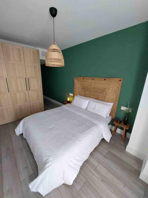 Cozy Apartment Малага Экстерьер фото